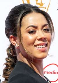 Nicole Lecky 