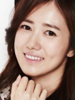 Ah-yeong Song / Hyeon-ji Choi, młodsza siostra Eom-ji