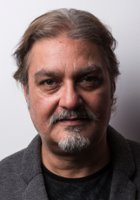 Vinay Pathak / Dr Basu