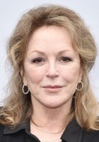 Bonnie Bedelia / Polly Chalmers