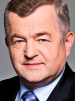 Jarosław Gugała / Dziennikarz prowadzący debatę