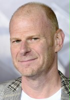 Tom Holkenborg / 