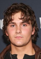Dylan Hawco / Chris