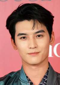 Junjie Huang 