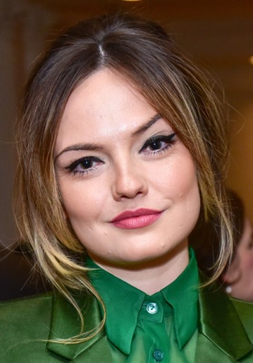 Emily Meade / Aimee