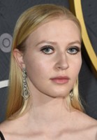 Lily Keene / Młoda Emily