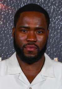 Martins Imhangbe 