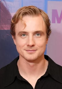 Henry Ashton 