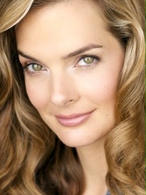 Nicole Steinwedell / Paige
