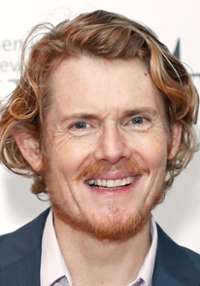 Julian Rhind-Tutt 
