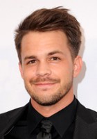 Johnny Simmons / Shane