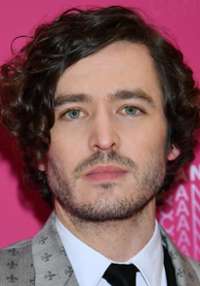 Alexander Vlahos 