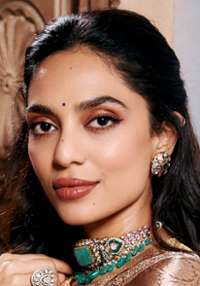 Sobhita Dhulipala 