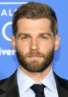 Mike Vogel / Toby