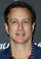 Bronson Pinchot / Serge