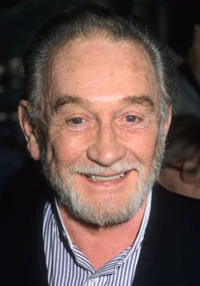 Roy Dotrice 