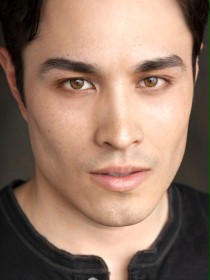 Jamie Cho / Pułkownik Chan