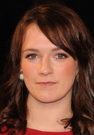 Charlotte Ritchie / Lin