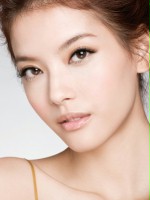 Chloe Wang / Su-jie Zhou