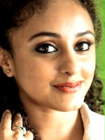 Pearle Maaney / Assi