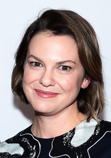 Larisa Oleynik / Karen Ferris