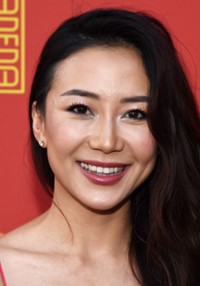 Angela Zhou 