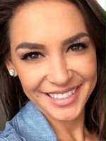 Anna Valencia / 