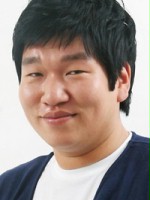Hyo-jun Park / Sierżant Lee