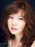 Eun-sook Cho / Han Ji Hee (koleżanka Eun Jae)
