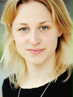 Helena Daehler / Valerie
