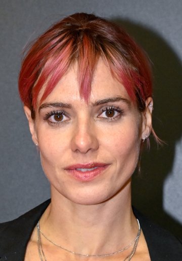 Sallie Harmsen / Carrie Price