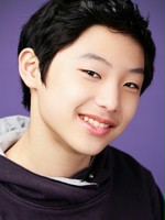 Dong-gi Shin / Młody Seok-joon
