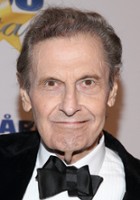 Joseph Bologna / Dan Torrance