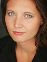 Mandy Muenzer / Agent Stacey