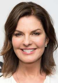 Sela Ward 