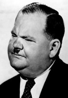 Oliver Hardy / Plump