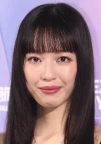 Yu-Xuan Wang 