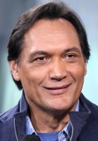 Jimmy Smits / Julio Gonzales