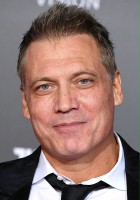 Holt McCallany / Bill Tench