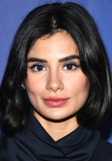 Diane Guerrero / Szalona Jane