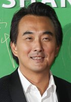 Yueh-Hsun Tsai 