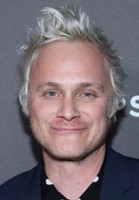 David Anders / Carlton