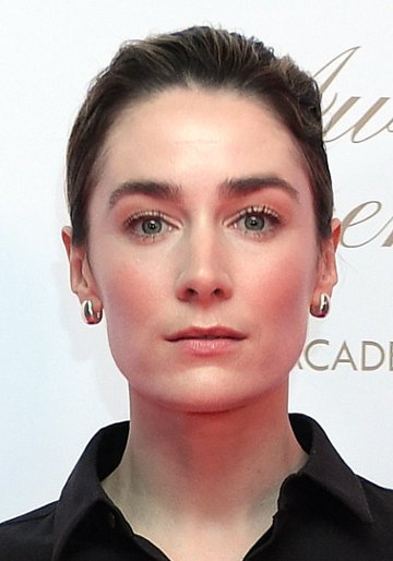 Siobh&aacute;n Cullen / Dove