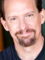 Kevin Theis 