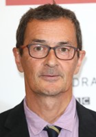 Julian Farino 