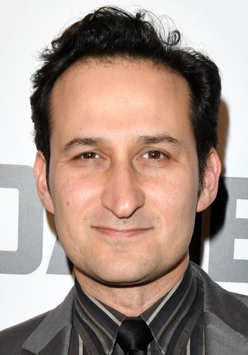 Raoul Bhaneja / Dozorca
