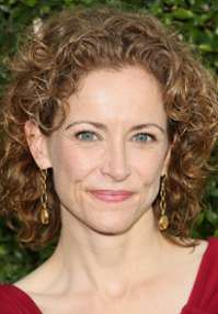 Leslie Hope I
