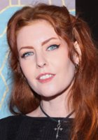 Jessica Chancellor / Zee