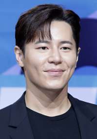 Kyoo-hyung Lee 