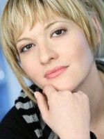 Hannah Beck / Ruby